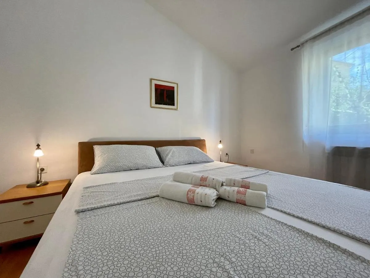Apartments Matacin With Sea View Opatija Croaţia